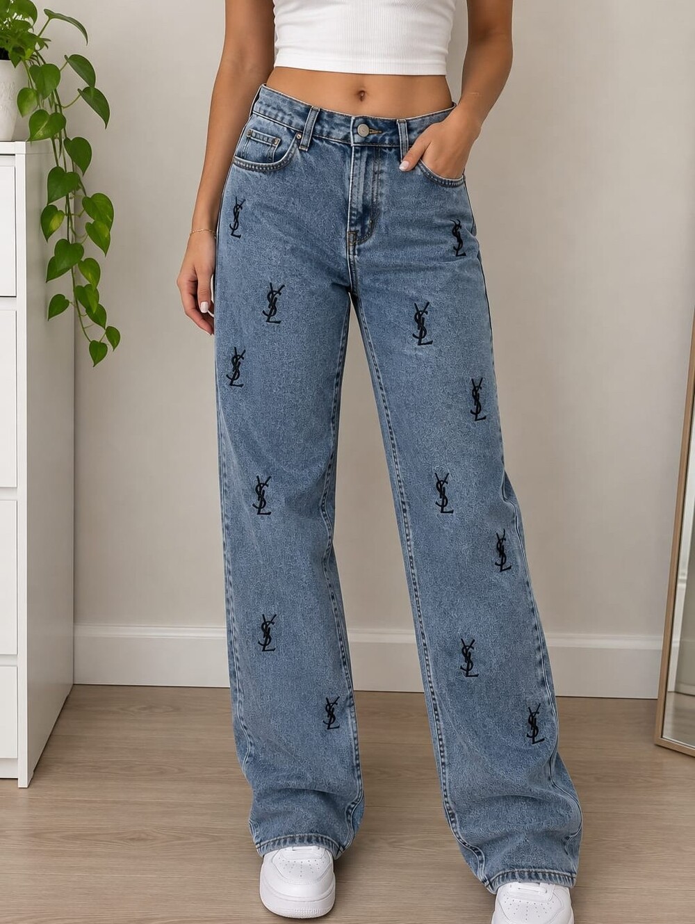 Embroidered Logo Wide-Leg Jeans - Blue